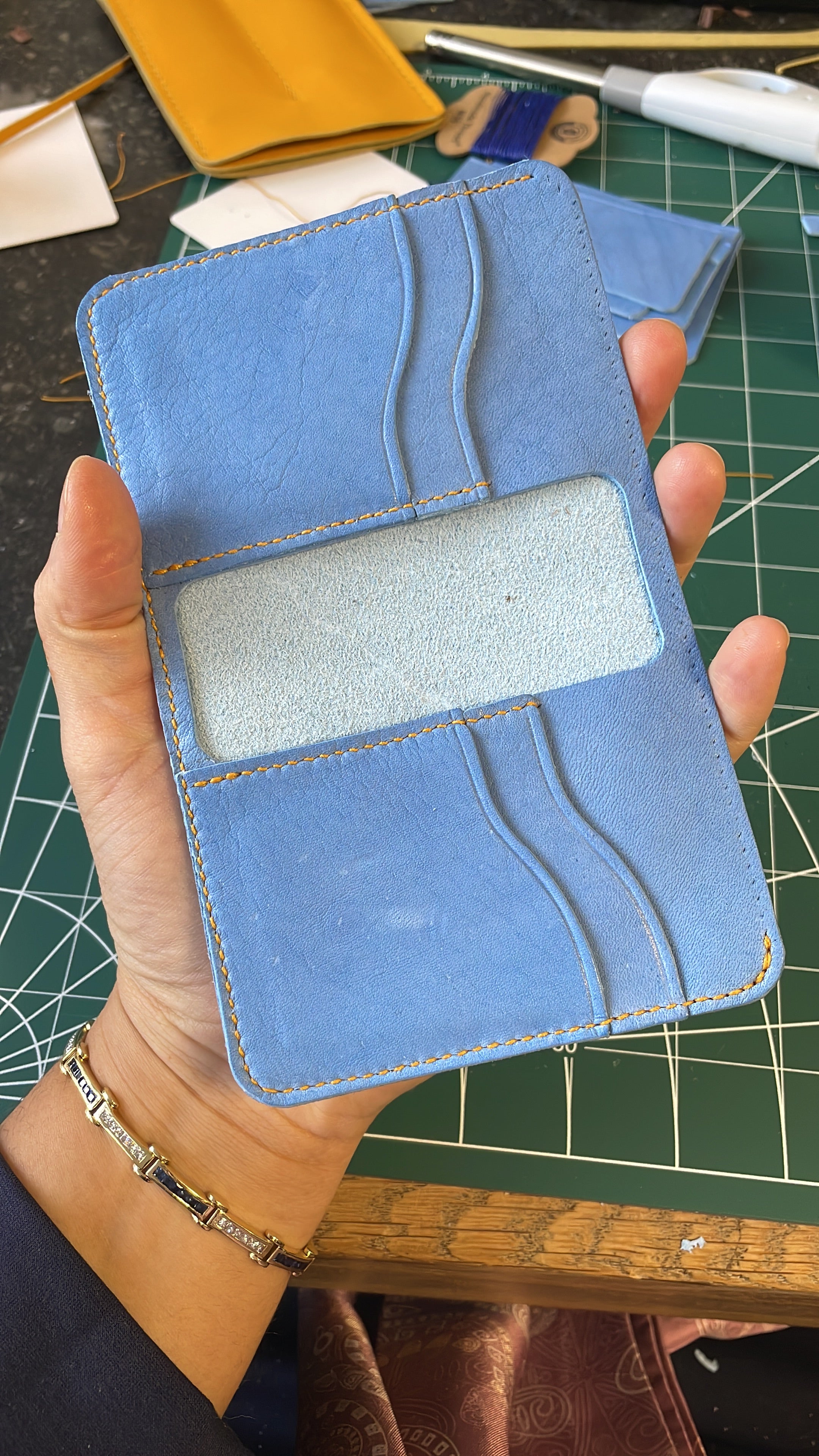 03/10/2026: Workshop Handstitched Bifold Cardholder